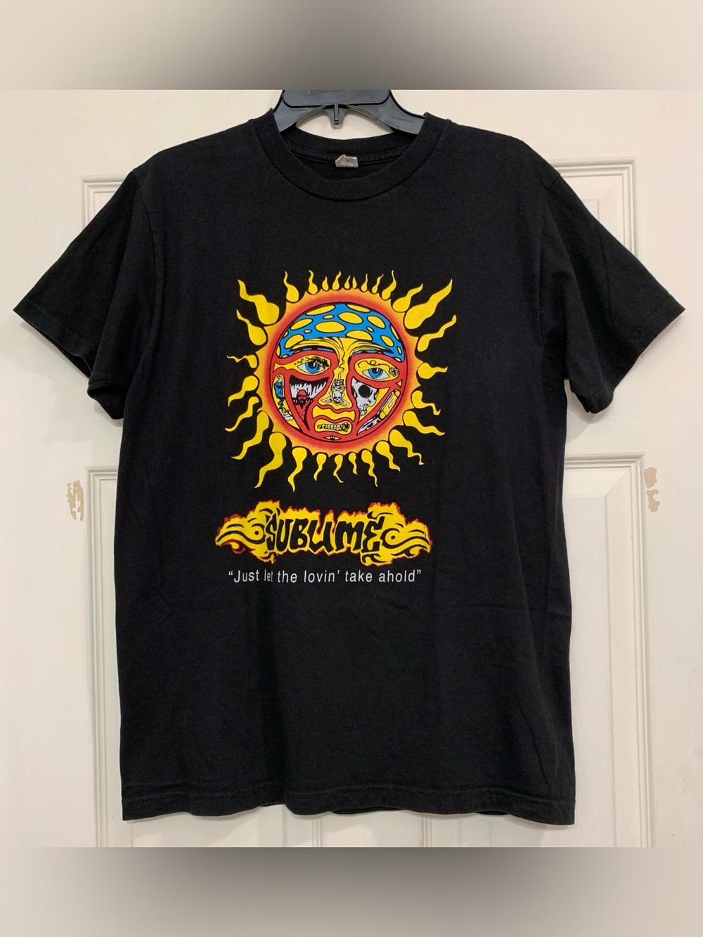 Sublime "Just let the lovin' take ahold" Medium T-Shirt. 3945E